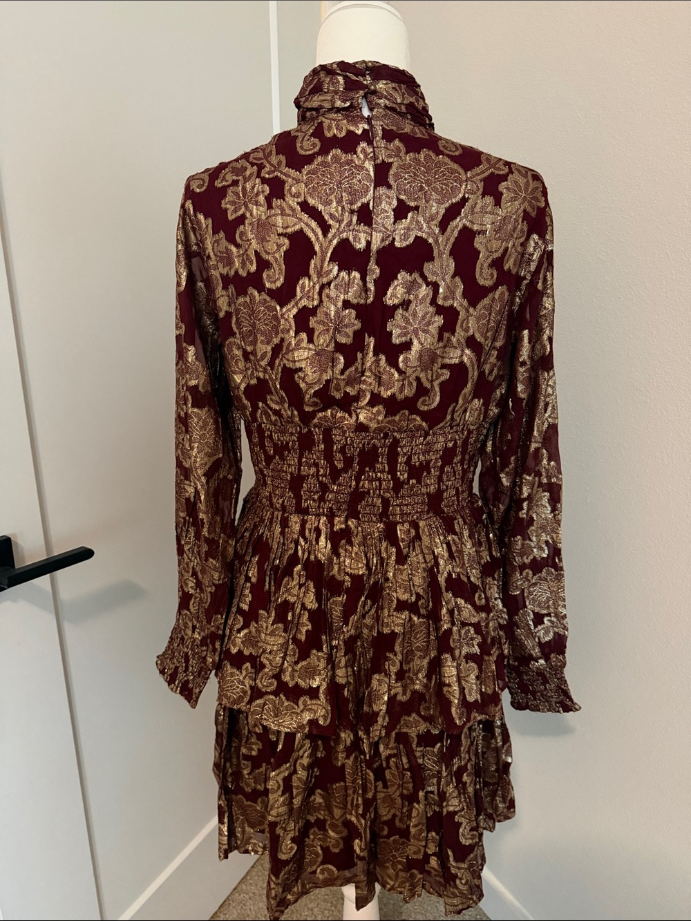 VENUS Burgundy and Gold Metallic Floral High-Neck Blouse - Picture 4 of 5
